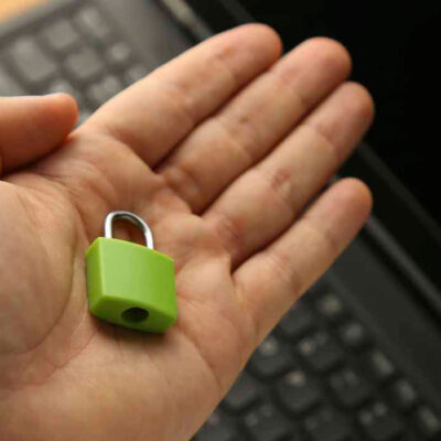 SEGURIDAD-ROBOSYEXTORSIONESCOLOMBIANOS-04 (1)